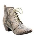 Zoom Annete Lace-Up Boot