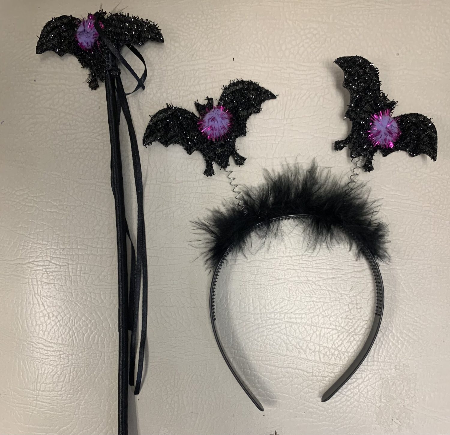 Product image - {main}