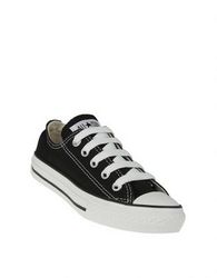 Converse Chuck Taylor All Star Sneakers in Black