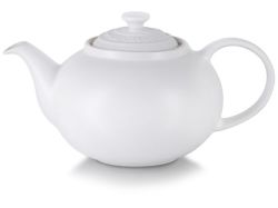 Le Creuset Medium Classic Teapot 1.3 Litre Cotton -