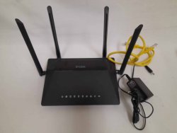 D - Link Dir -825 Mobile Wi-fi Router