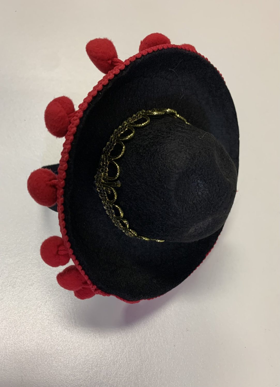 Product image - {main}