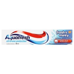 Aquafresh Fluoride Toothpaste Fresh & Minty 100ML