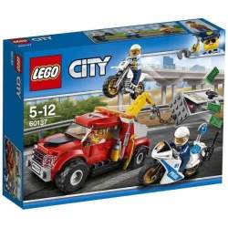 LEGO City 60137 Police Tow Truck Trouble in Red