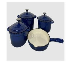 7 Piece Cast Iron Cookware pots - Blue