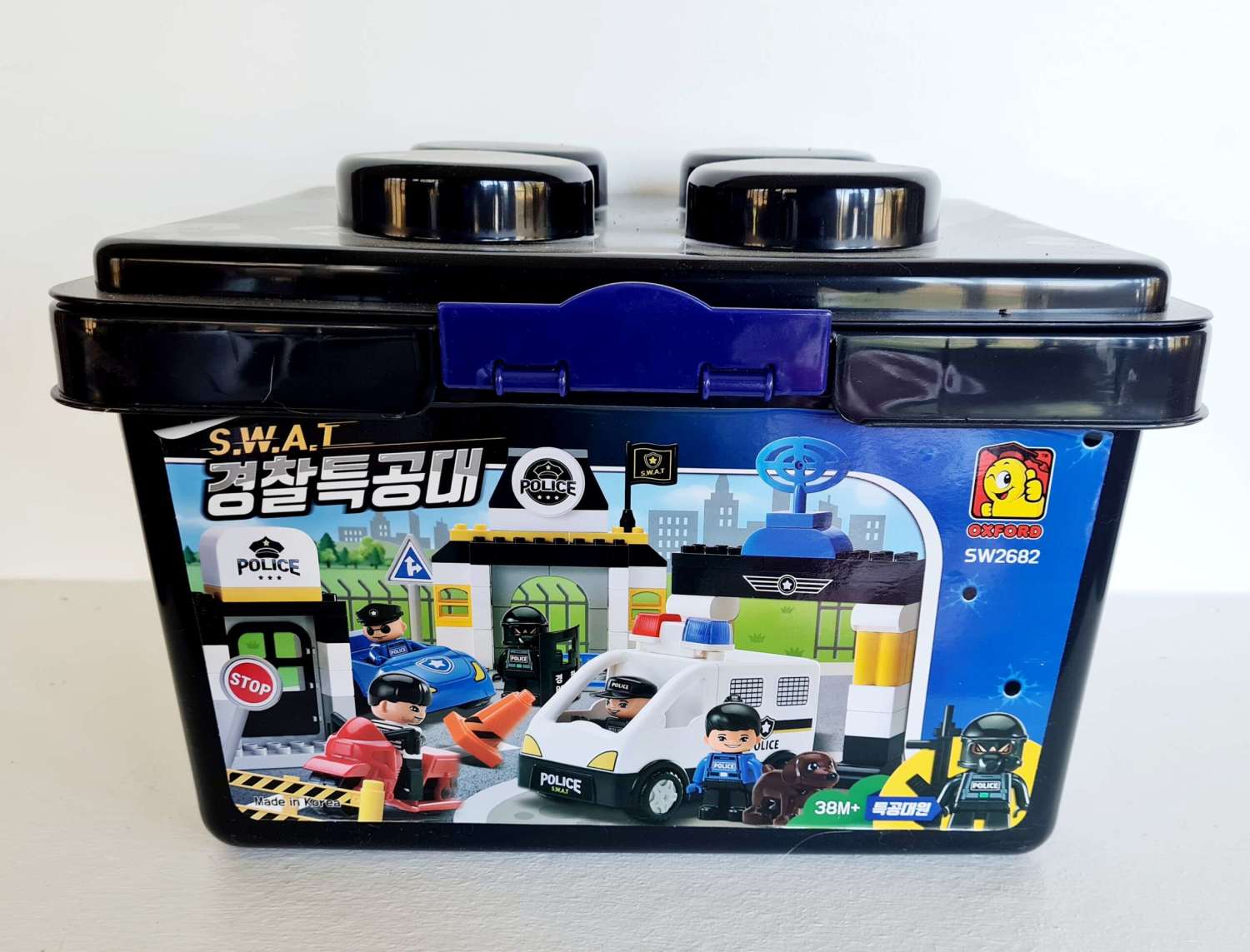 Product image - {main}