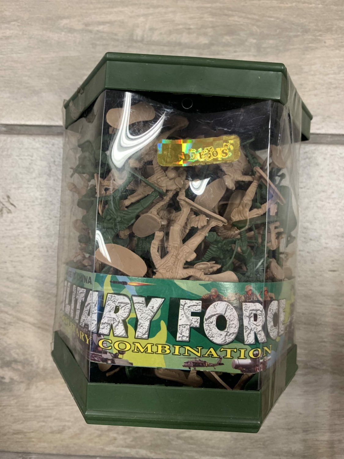 Product image - {main}