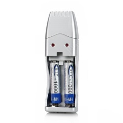 Usb Power 2x Aa 2x Aaa Battery Charger + 2x Free Aaa Rechargeable Batteries Combo..