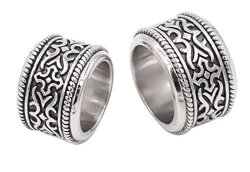Stainless Steel Couple Rings Man And Woman Wedding Rings A Total Of Two Rings