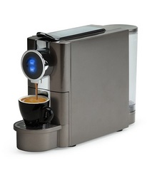 Caffeluxe Me Espresso Capsule Machine in Carbon
