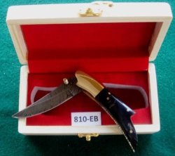 Damascus Steel Biltong Knife. Brass bone wood Leather Sheath. Was R 1950.00. Now Only R999.00
