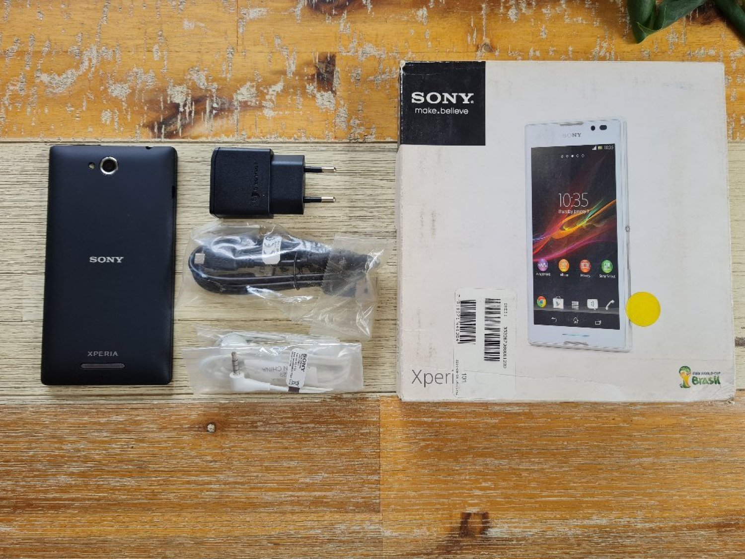Product image - {main}
