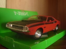'70 Dodge Challenger T a Hemi V8 Die Cast Model Sc 1 24 By Welly New In Display Box Gteed In Stock
