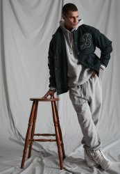 Product image - {main}