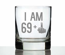 69 + 1 Middle Finger - Funny 70TH Birthday Whiskey Rocks Glass Gifts For Men & Women Turning 70 - Fun Whisky Drinking Tumbler