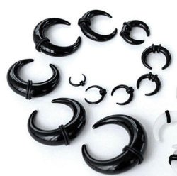 Horn With Rubbers Acrylic Single Ear Stretcher Taper - Black 12MM