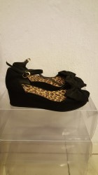 Platform Peeptoe Sandals With Bow Detail Size 5