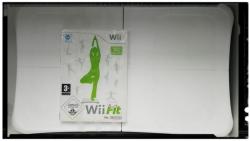Wii Balance Board & Wii Fit Plus Game