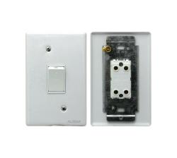 Alphacell Switch Isolator Steel White 30A - 4X2