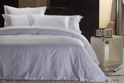 Luxurious 320TC Egyptian Cotton Classic White Duvet Cover Set - Renee Qxl