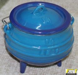 Pot 3-leg No 1 4 Size 0.7 Litre - Cast Iron + Blue Enamel