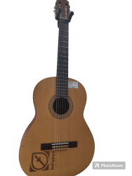 Yamaha C40M Acoustic Guitar