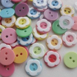 Plastic Buttons 10 Pcs. Round 2 Holes Plastic Painting Sewing Buttons Scrapbooking 13mm