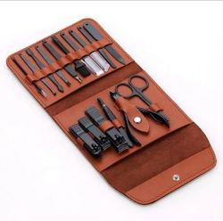 16 Piece Manicure And Pedicure Nail Tool Set