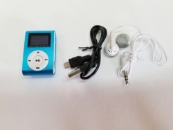 Metal Mini Clip On Mp3 Music Audio Player with Display Screen & Earphones in Blue