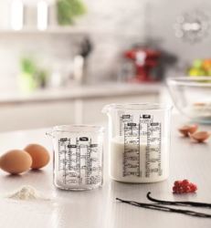 Pyrex Kitchen Lab Beaker With Measurements - 250ml